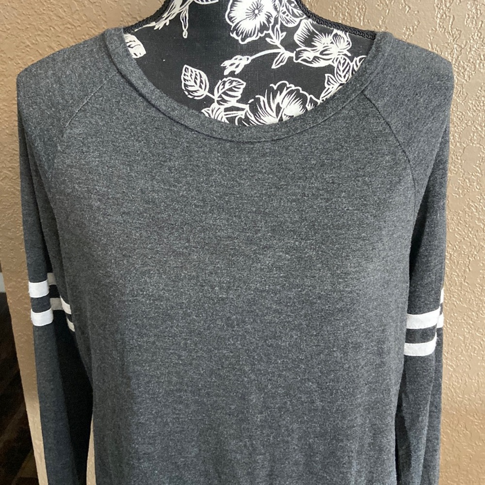 Forever 21 long sleeved jersey tee